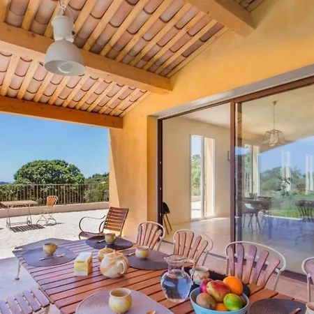 Villa Superbe Contemporaine: Piscine Et Vue Ollioules