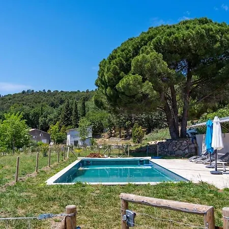 Villa Superbe Contemporaine: Piscine Et Vue